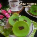 Cooksnap dari 🍒Astri Anjar🍍 untuk resep Kue lumpur kentang simple (buah naga, pandan, original)