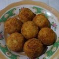 Cooksnap dari Shanti Kusumasari untuk resep Bola Nasi Simple