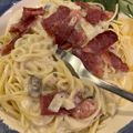 Cooksnap Raja Izzati semasa beliau membuat Spagetti Carbonara.