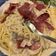 Cooksnap Raja Izzati semasa beliau membuat Spagetti Carbonara.