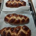 Cooksnap από Lydia Chrys στη συνταγή Τσουρέκια αφρός με πολλές ίνες!💜 (Χωρίς μίξερ)