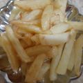 Saira Abdullah's cooksnap of when they made Chai with French fries☕🍟❤.