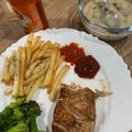 Cooksnap dari Radinta Aphrodita untuk resep Steak Salmon with Cheese and Mushroom Sauce