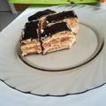 Adri Tárkányi Cooksnap-ja, amikor elkészítette a(z) Mézes grízes krémes receptet.