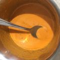 RJ Reshma का कुकस्नैप जब उन्होंने टमाटर प्याज़ और मूंगफली की चटनी (tamatar pyaz aur moongfali ki chutney recipe in Hindi) बनाया था।