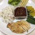 รูป Cooksnap ของ ImAiw Wattanakorn เมื่อเขาทำ ไก่นึ่งผักสามสีเลมอน (คลีน)