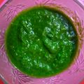 Nonu dev का कुकस्नैप जब उन्होंने तीखी हरी चटनी (Tikhi Hari Chatni Recipe in hindi) बनाया था।