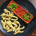 Rita Gajjar's cooksnap of when they made વણેલા ગાંઠીયા (Vanela Ganthiya Recipe In Gujarati).