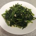 Daphne 的 蒜炒空心菜 cooksnap