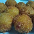 Cooksnap dari Tri Rahmawati untuk resep Banana cheese and choco ball