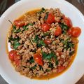 Ya Yun Chen 的 泰式打拋豬肉 cooksnap
