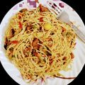 Suparna Dutta De's cooksnap of when they made প্রন চিকেন চাউমিন (Prawn Chicken Chow mien recipe in Bengali).