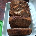 El cooksnap de Camii Hesayne cuando hizo Budín de banana y chocolate súper húmedo.