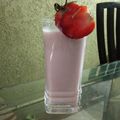 Madhu Priya Choudhary का कुकस्नैप जब उन्होंने स्ट्रॉबेरी शेक(stawrberry shake recipe in hindi) बनाया था।