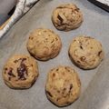 รูป Cooksnap ของ Tanapat Kh. เมื่อเขาทำ Levian chocolate chip cookies คุกกี้ไซส์ยักษ์