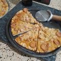 Cooksnap dari utami castagnetti untuk resep Homemade Thin Crust Pizza (mozarella pizza)