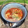 Félegyházi Endre Cooksnap-ja, amikor elkészítette a(z) Tyúkpörkölt bográcsban receptet.