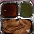 Vasu Vashist का कुकस्नैप जब उन्होंने आलू के पकौड़े (Aloo ke pakode recipe in hindi) बनाया था।