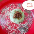 Kalpana Mavani's cooksnap of when they made જુવાર ચોખાનું ખીચું (Sorghum Riceflour Khichu Recipe In Gujarati).