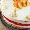 Rácz Anita Cooksnap-ja, amikor elkészítette a(z) Epres, vanília torta receptet.