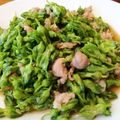 รูป Cooksnap ของ piya peipei เมื่อเขาทำ ผัดดอกขจรน้ำมันหอย
