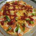 jasleen dhaliwal's cooksnap of when they made Pizza Paratha or Desi Pizza, without oven.