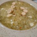 Cooksnap από Dionysia Nklkpl στη συνταγή Σούπα μπρόκολο με κριθαράκι και φέτα