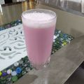 Rasmeet Kour का कुकस्नैप जब उन्होंने स्ट्रॉबेरी मिल्कशेक (Strawberry milkshake recipe in hindi) बनाया था।