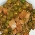 Vruta का कुकस्नैप जब उन्होंने आलू मटर की चाट(aloo matar ki chaat recipe in hindi) बनाया था।
