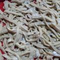 Cooksnap dari Noviyanti untuk resep Kue bawang alias tusuk gigi