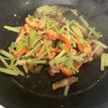 i❤️beauty 愛料理 的 芹菜豆干炒肉絲 cooksnap