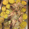 El cooksnap de Marisa Gomez Coronado cuando hizo Pollo al horno con cebolla patatas y limón.