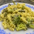 Cooksnap de Daniel Marinho quando cozinhou Farfalle com champignon e brócolis.