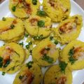 jain seema rajesh का कुकस्नैप जब उन्होंने स्टफ्ड खमण ढोकला रींग्स (stuffed khaman dhokla rings recipe in Hindi) बनाया था।