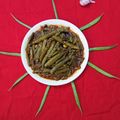 Sunita Vaghela's cooksnap of when they made આખા ગુવાર નું લસણિયું શાક (Akha Guvar Lasaniyu Shak Recipe In Gujarati).