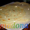 صورة من طبخات بنت الشام منى Madona ، شاركها بعد تجربة وصفة عيش الصاج السوري