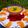 @shipra verma का कुकस्नैप जब उन्होंने फ़्रेश फ़्रूट - ऑरेंज सॉस टार्ट (Fresh fruits - Orange sauce Tarts recipe in hindi) बनाया था।