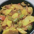 Jhalak soni का कुकस्नैप जब उन्होंने आलू शिमला मिर्च की सब्जी (Aloo shimla mirch ki sabzi recipe in hindi) बनाया था।