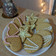 El cooksnap de so cuando hizo Galletitas navideñas de jengibre (gingerbread man cookies).