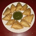 Roli Rastogi का कुकस्नैप जब उन्होंने आलू समोसा(Aalu Samosa recipe in hindi) बनाया था।