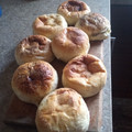 El cooksnap de Franco Schumacher cuando hizo Pan de Tortuga para hamburguesas (pan de Viena).