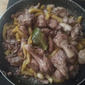 El cooksnap de Ezel cuando hizo Pollo frito con ajos y patatas Deluxe.