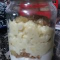 El cooksnap de Maria Florencia Alvarez cuando hizo Postre banana split de avena en vaso. Receta original de Geri. Postre light sin azúcar ni harina.