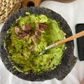 poramoralhambre's cooksnap of when they made Guacamole estilo Chilango.