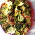 El cooksnap de Y A cuando hizo Ensalada de brócoli y zanahoria.
