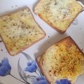 Kratika Gupta का कुकस्नैप जब उन्होंने गार्लिक ब्रेड (Garlic bread recipe in hindi) बनाया था।