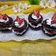 il Ricette Homemade di Micky quando ha preparato Zeppole cacao e fragole al forno