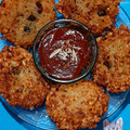 Neelima Mishra 's cooksnap of when they made Sabudana vada.