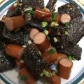 櫻桃 的 【簡易料理】豬血糕炒米腸拌香腸 cooksnap