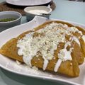 El cooksnap de poramoralhambre cuando hizo Quesadilla de flor de calabaza y chicharrón 🌮🧀🌻🐖🌿.